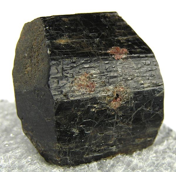 File:Edenite-188165.jpg