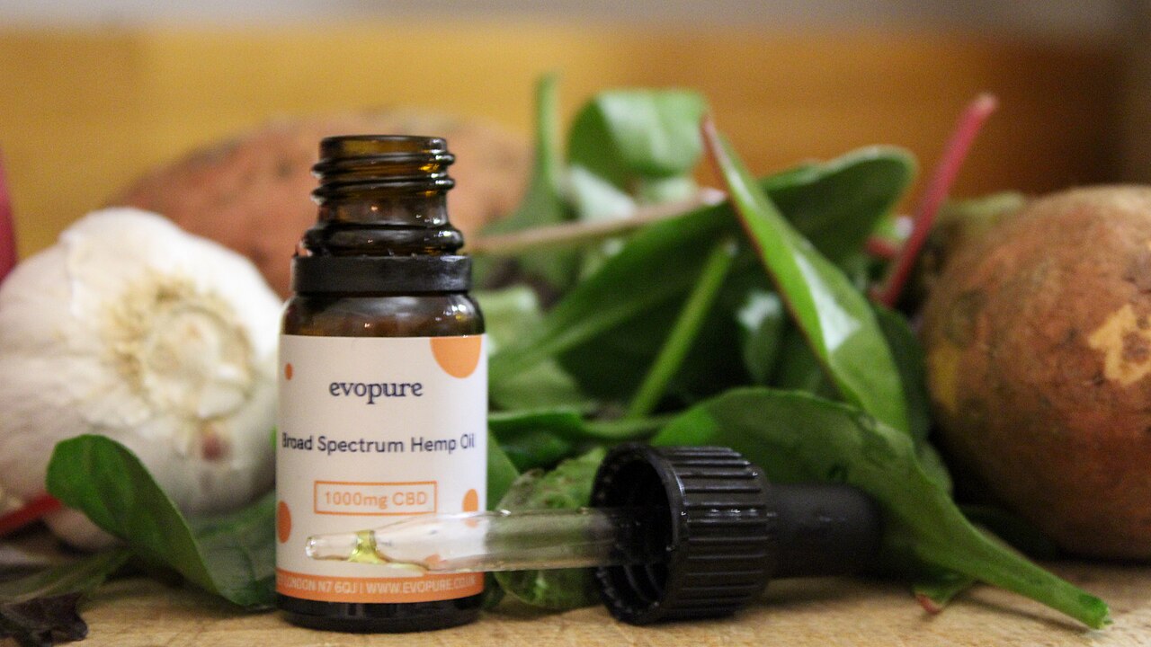 Using CBD oil in cooking for the range of benefits. If you use these images, please credit by linking back to evopure.co.uk