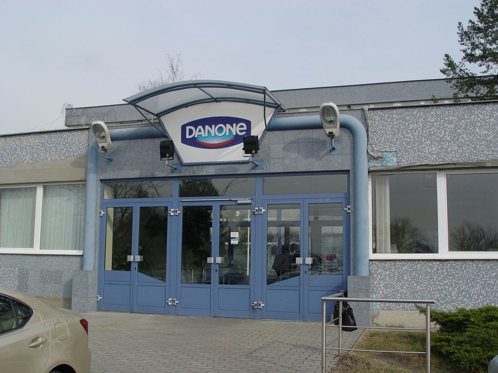 A Danone budapesti telephelye, XIII. kerület. Bezárt?! http://www.bigg.hu/jovore-bezarja-a-danone-a-budapesti-gyarat/