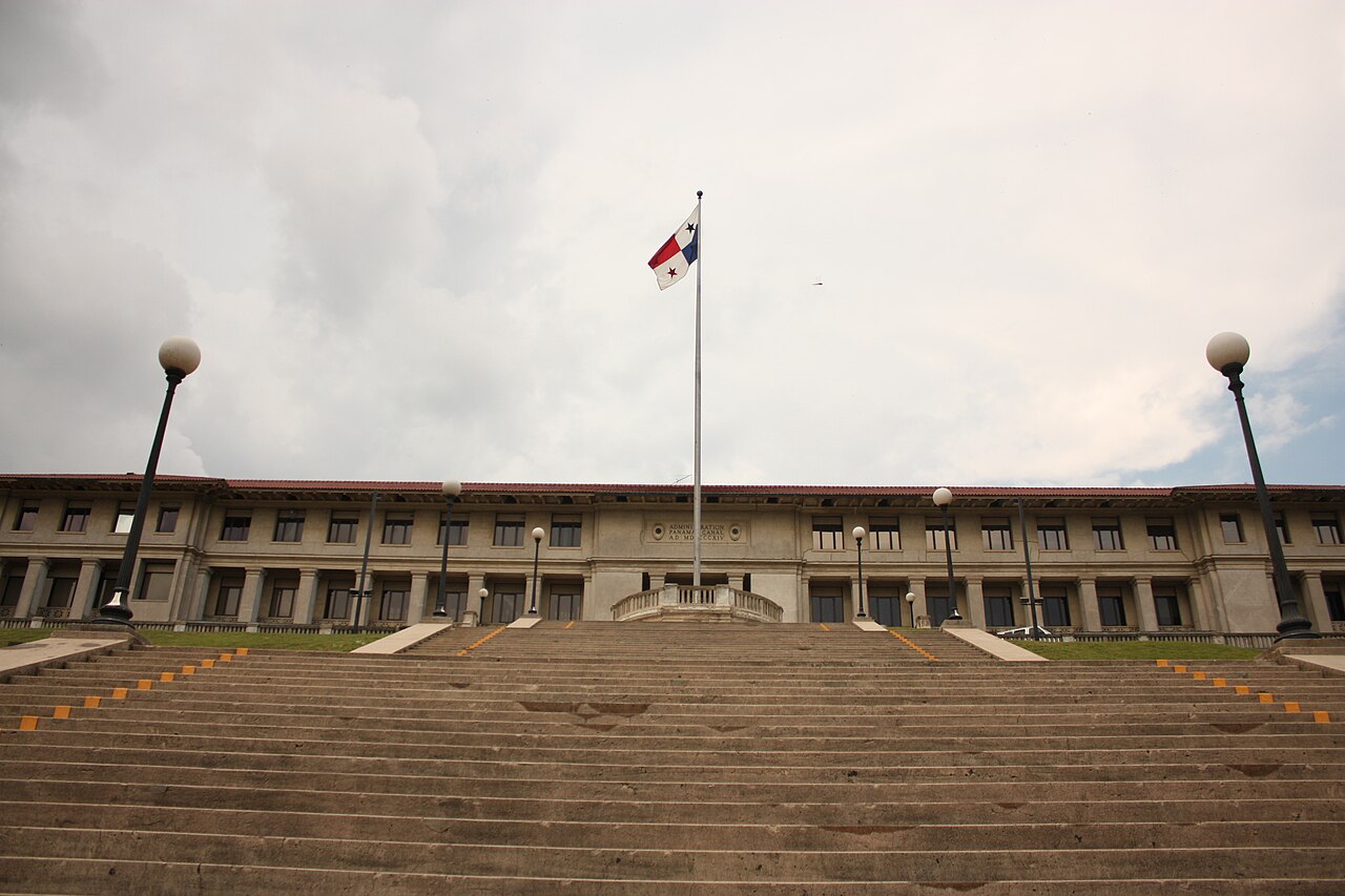 This is a picture of the panamanian cultural heritage monument with the ID